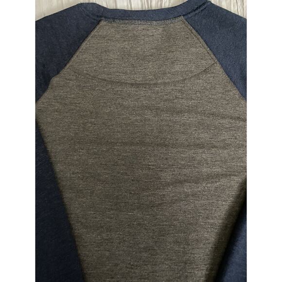 Orvis Sz Med Classic Collection Ragland Sleeve Gray/Blue Logo Pullover - Picture 6 of 8